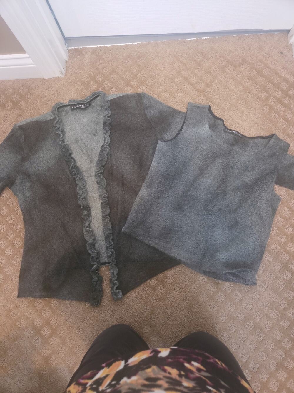 VINTAGE MULTI GRAY COLOR CARTIGAN AND TANK SMALL